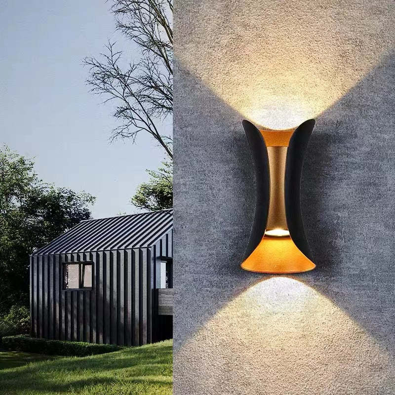 Noxel Curved LED Outdoor Wall Light IP65 Up Down