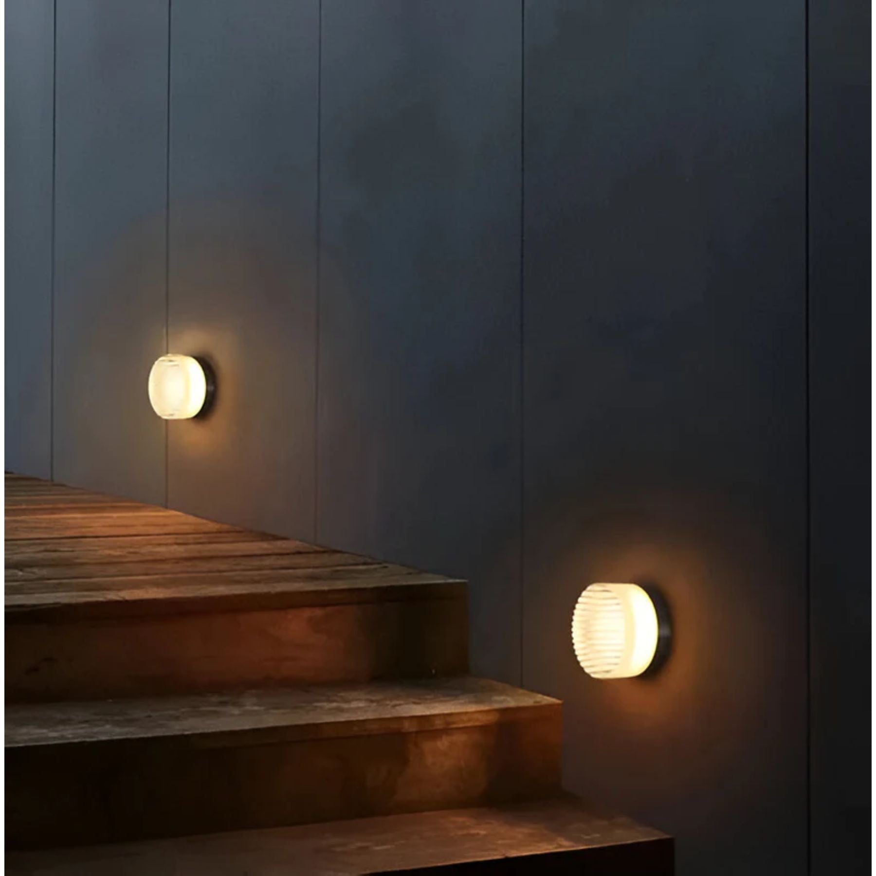 Ribbed Round LED Wall Light