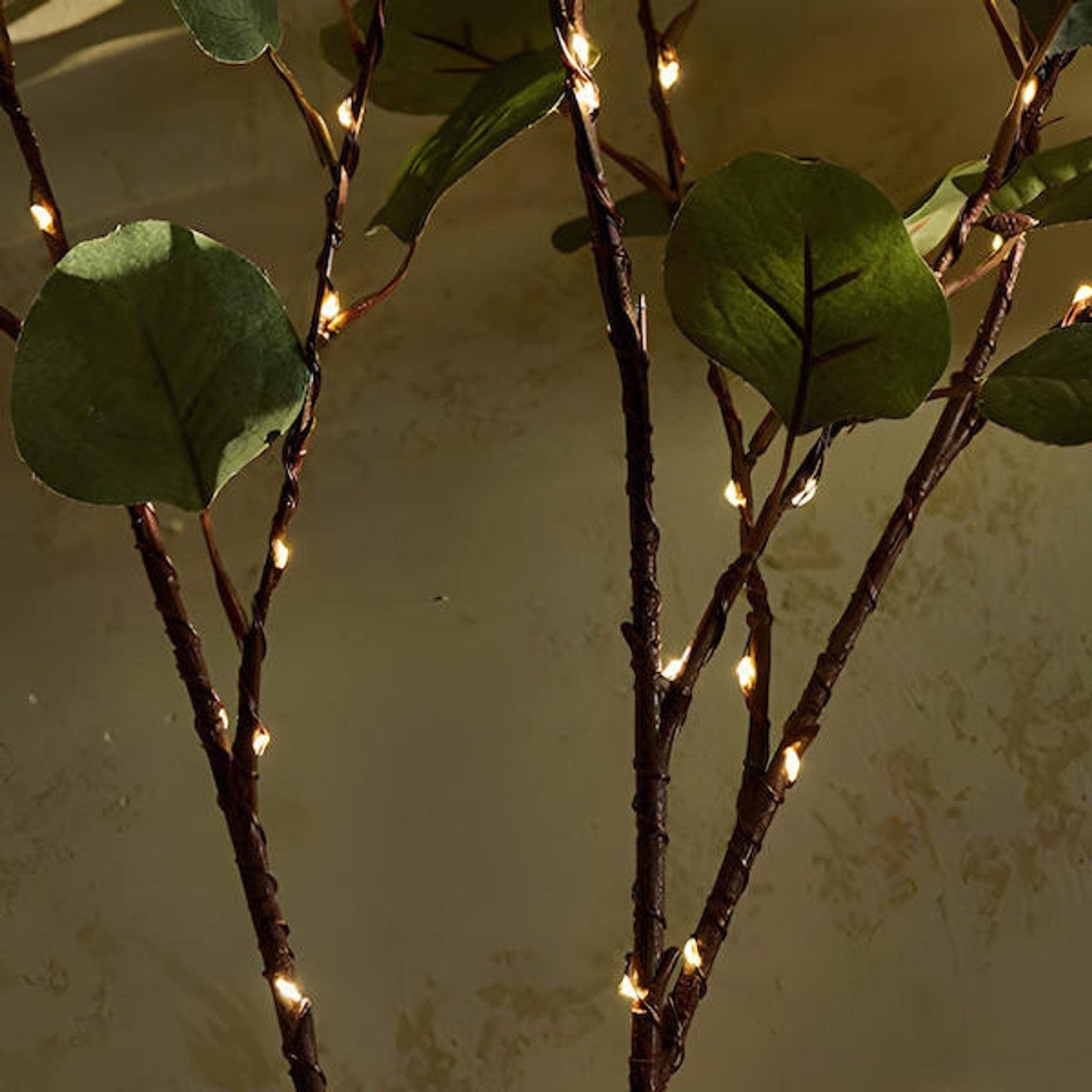 LED Botanical Branch Table Light