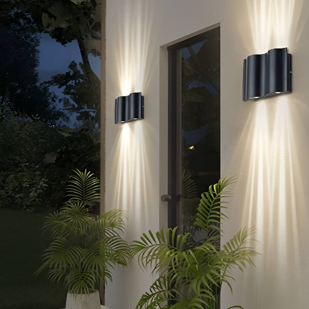 Wavy Up & Down Outdoor Wall Light – LED Beam (2 / 4 / 6 Light)