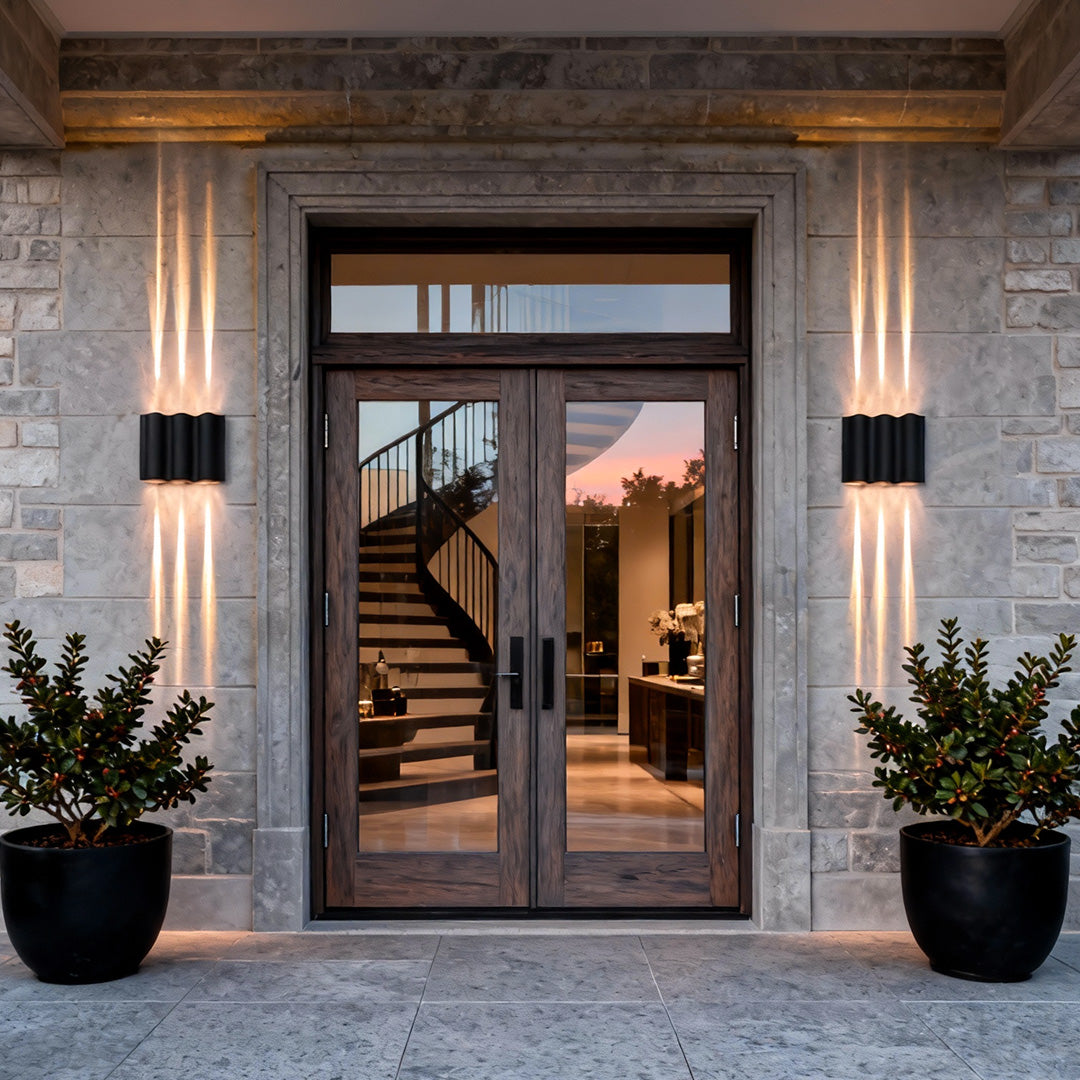 Wavy Up & Down Outdoor Wall Light – LED Beam (2 / 4 / 6 Light)