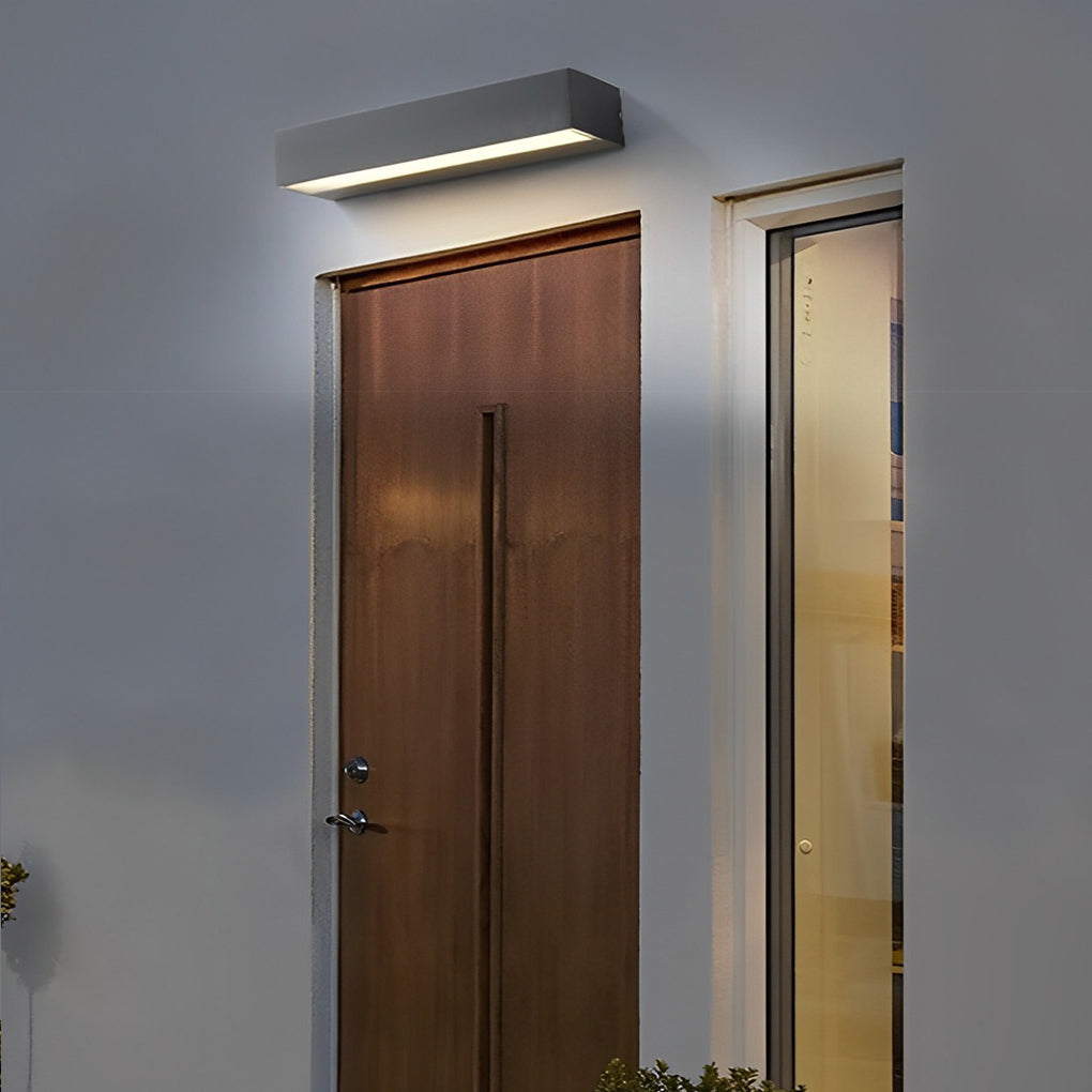 Modern Black Outdoor LED Wall Light – Slim Linear Downlight