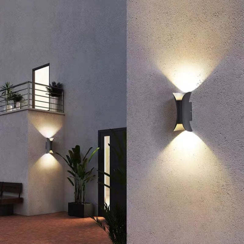 Outdoor LED Up & Down Wall Light – Curved IP65 Waterproof
