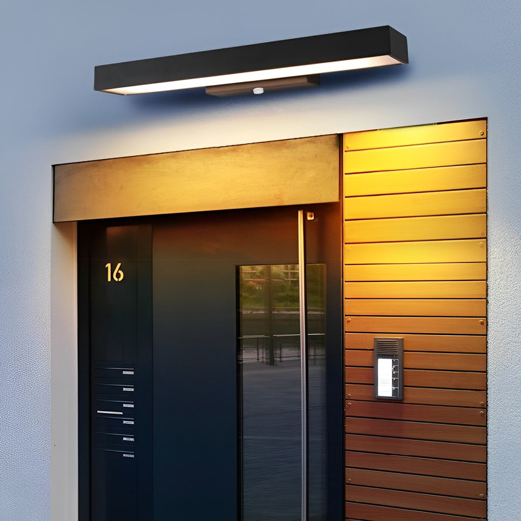 Black LED Linear Outdoor Wall Light – IP65