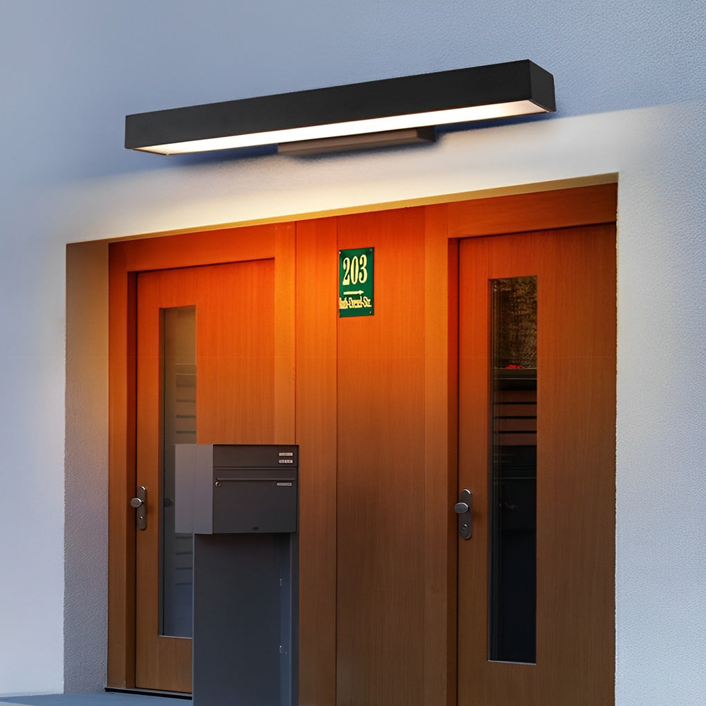 Black Rectangular LED Linear Wall Light for Outdoor Use