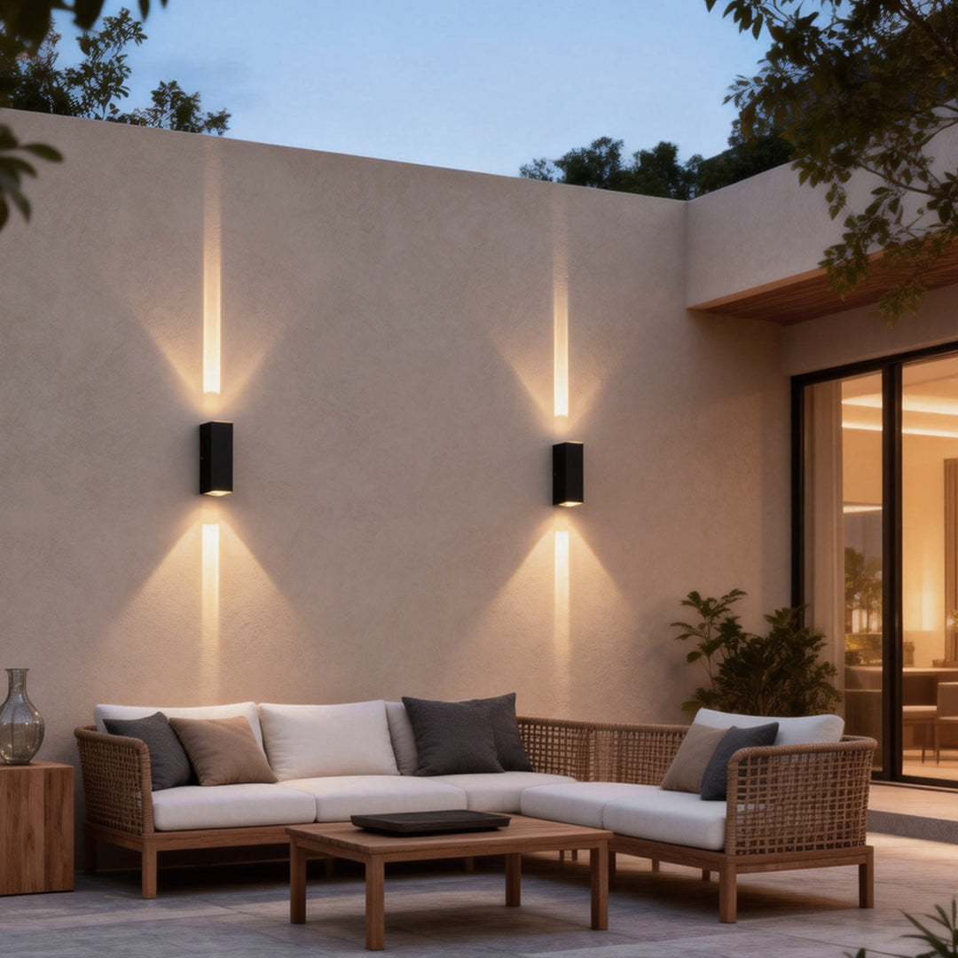 Modern Waterproof Dual-Beam Wall Light – Narrow Up & Down Outdoor Sconce
