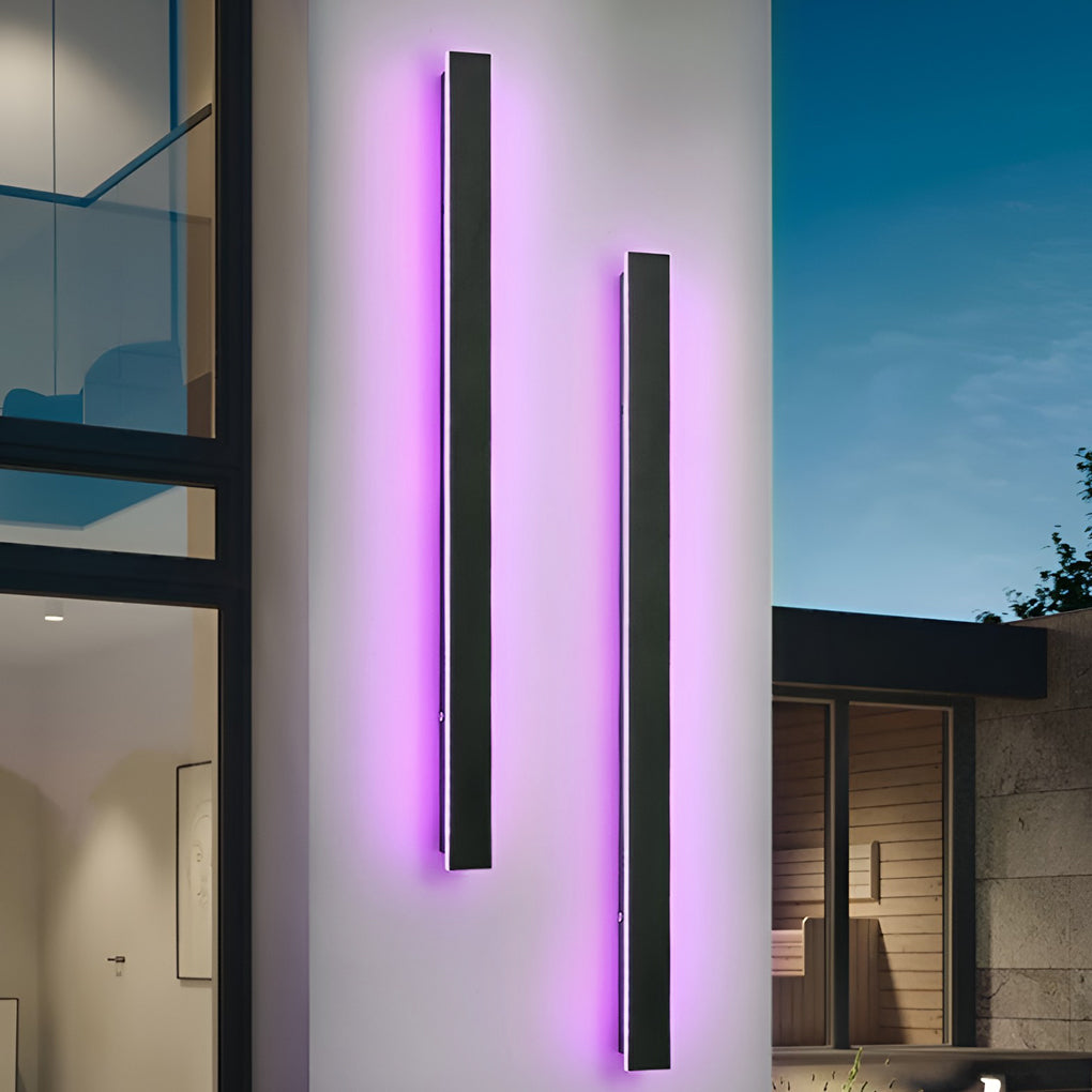 Black Linear Outdoor LED Wall Light – IP65