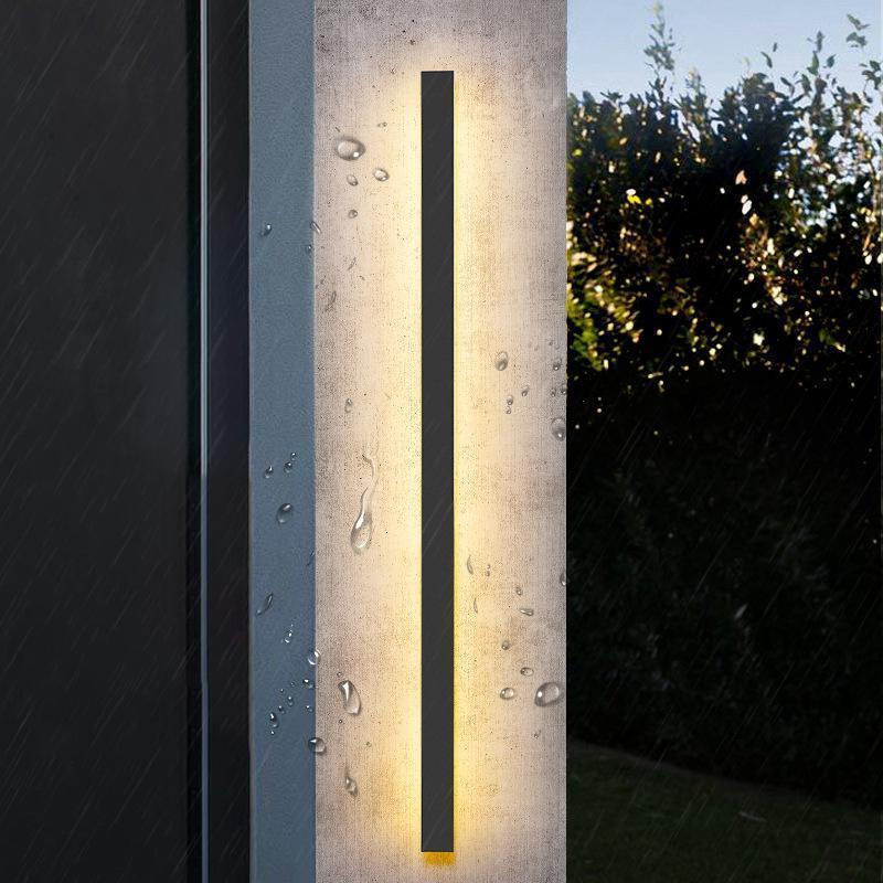 Black Linear Outdoor LED Wall Light – IP65