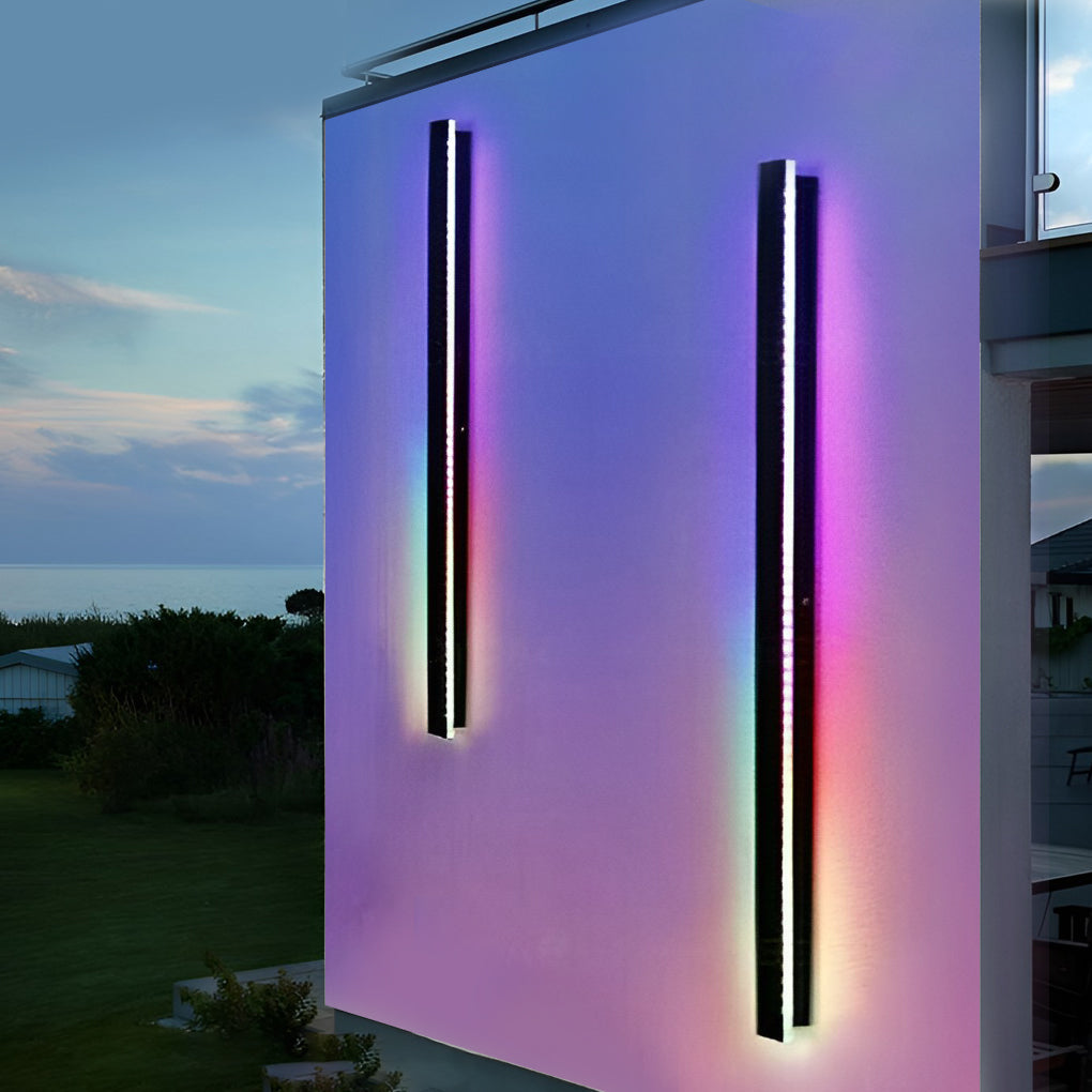 Black Linear Outdoor LED Wall Light – IP65